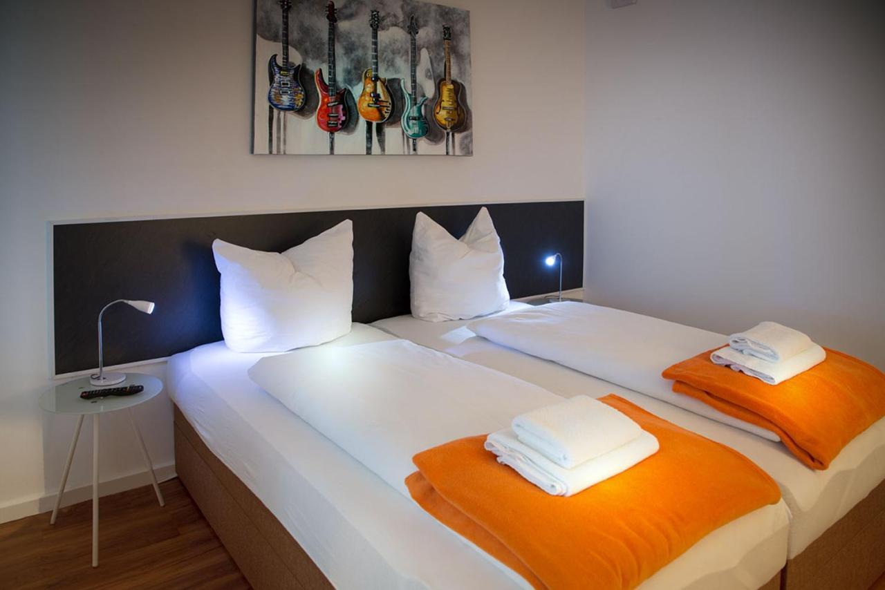 H&H Apartment Im Greifswald Eldena Nr19-Jonas Mit Terrasse Bagian luar foto